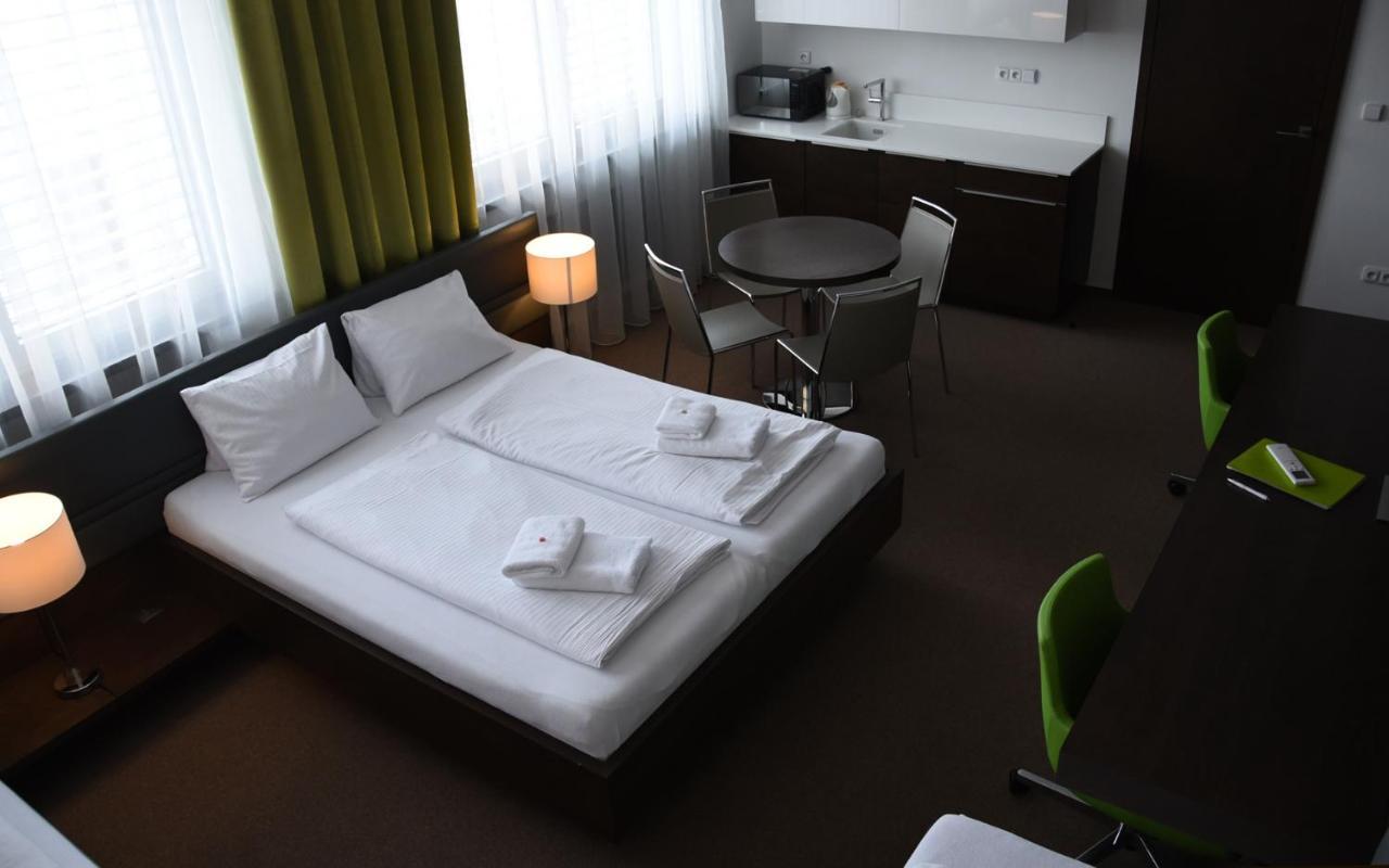 Hotel Harmony Medical & Wellness-Free Parking, 1,8Km From The Center Kroměříž Dış mekan fotoğraf